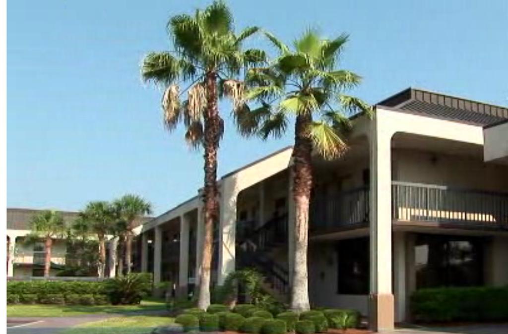 Days Inn By Wyndham Jacksonville Airport Eksteriør bilde