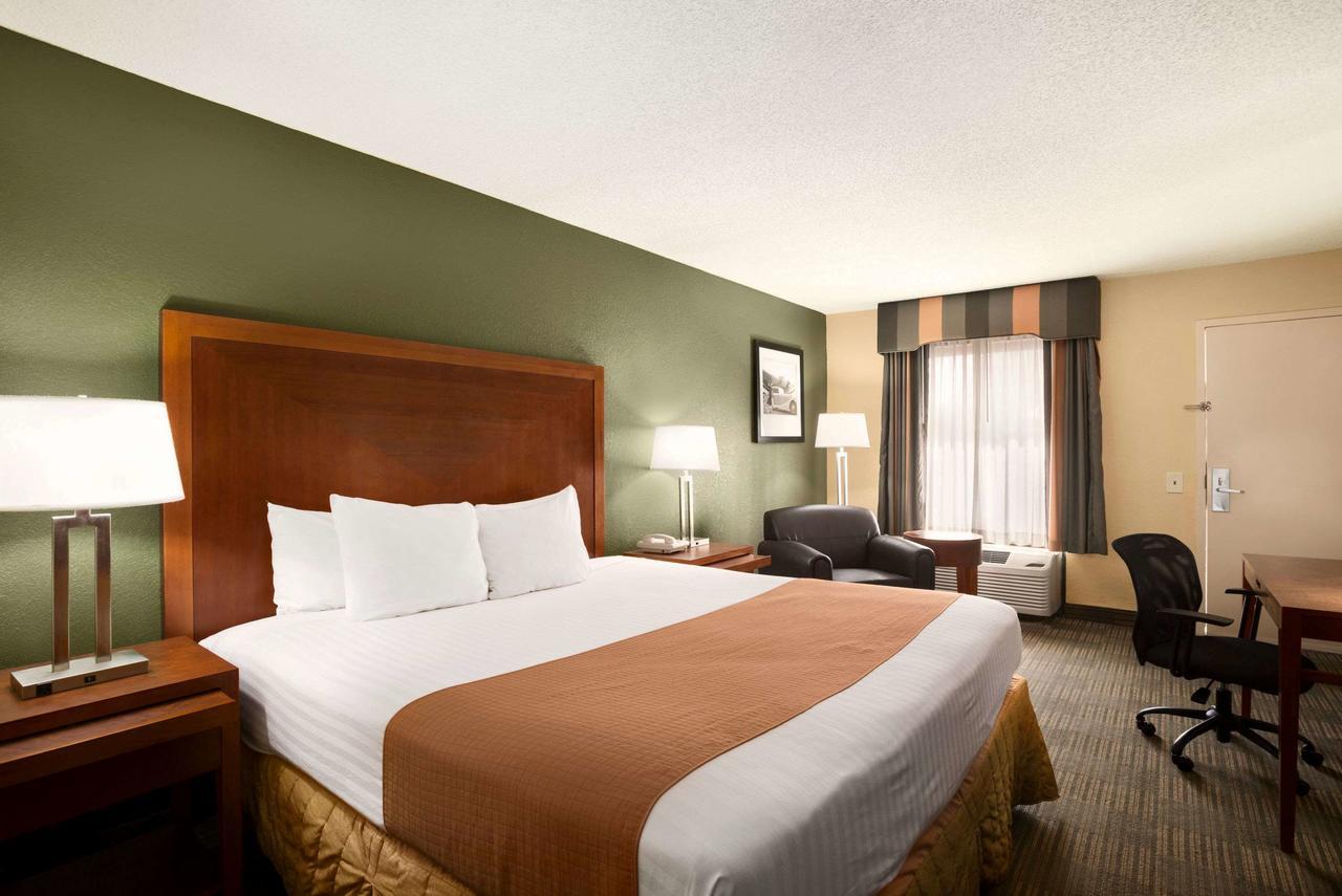Days Inn By Wyndham Jacksonville Airport Eksteriør bilde